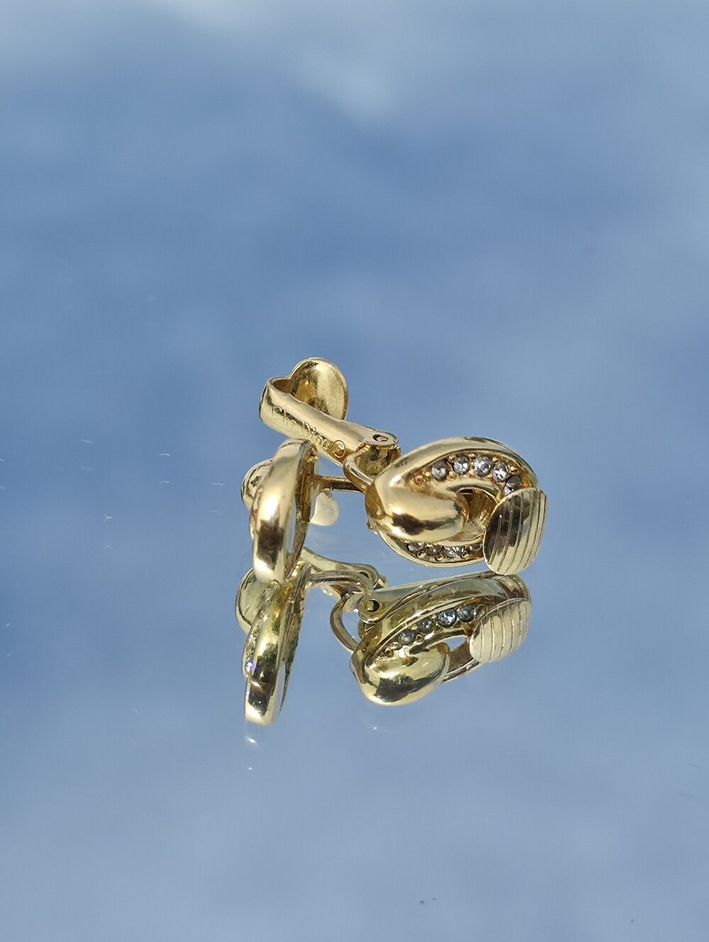 Authentic Vintage Christian Dior Gold Tone Rhinestone Clip-On Earrings - Picture 13 of 14